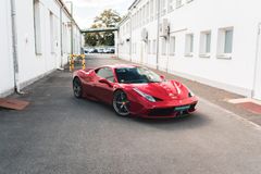 Fahrzeugabbildung Ferrari 458 Speciale *ROSSO FUOCO/CARBON/LIFT*