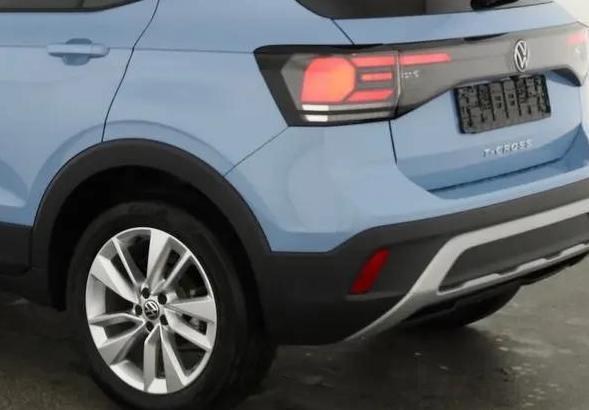 Volkswagen T-CrossDSG LED AHK Kamera Winterpaket SOFORT