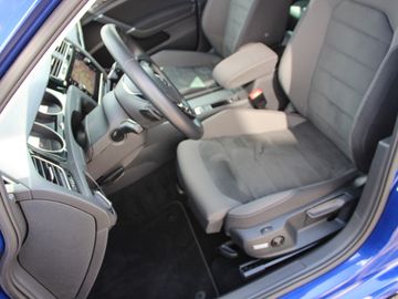 Volkswagen Golf VII 1.5 TSI Highline R line KLIMA LED XENON
