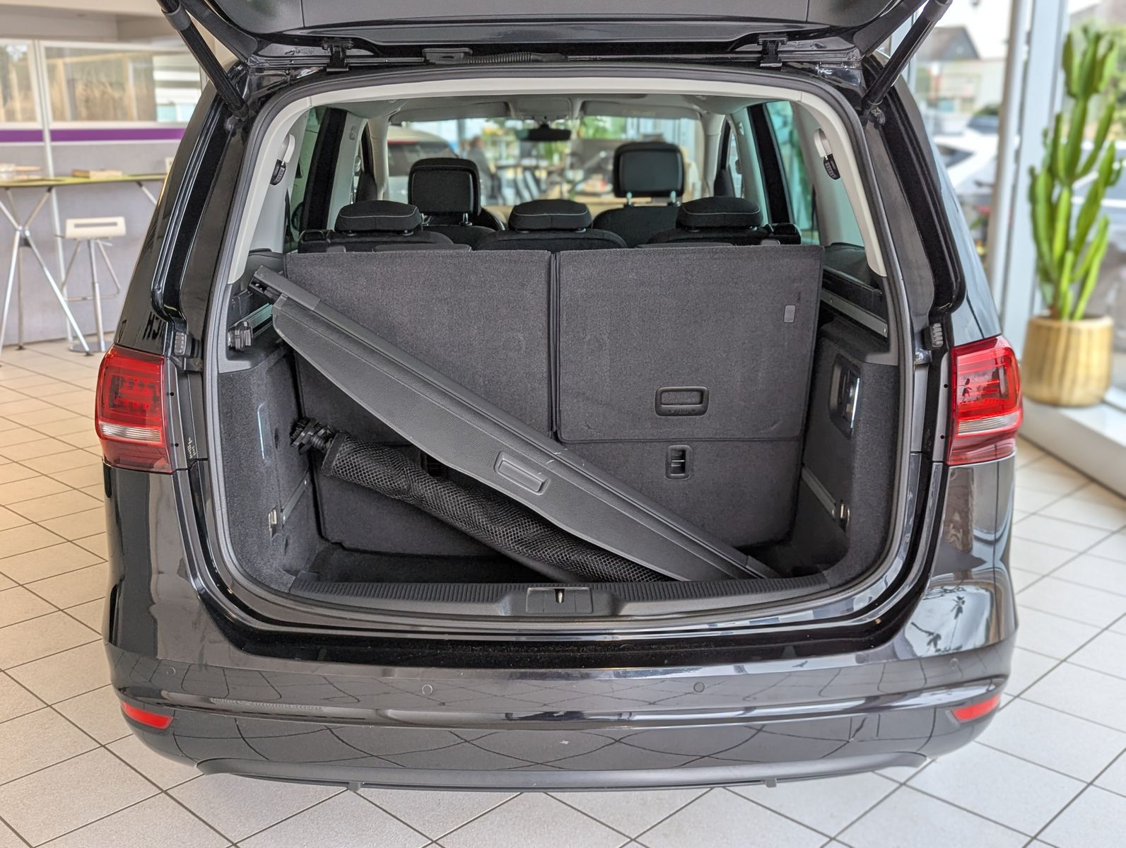 Fahrzeugabbildung Volkswagen Sharan 2.0 TDI DSG Join Pano StHz. 7-Sitze AHK