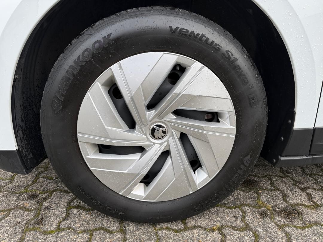 Enyaq 50 Navi LED Standklimatisierung Sitzheizun