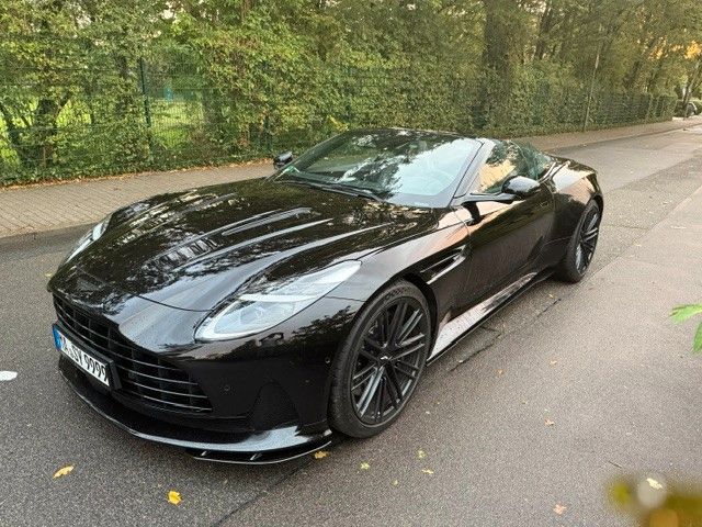 Image of Aston Martin DB12