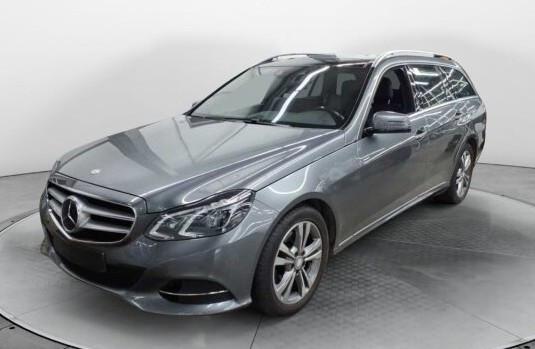 Mercedes-Benz E 250d 4M*AVANTG.*PANO*R-CAM*DISTR+*LEDER*eHECK*