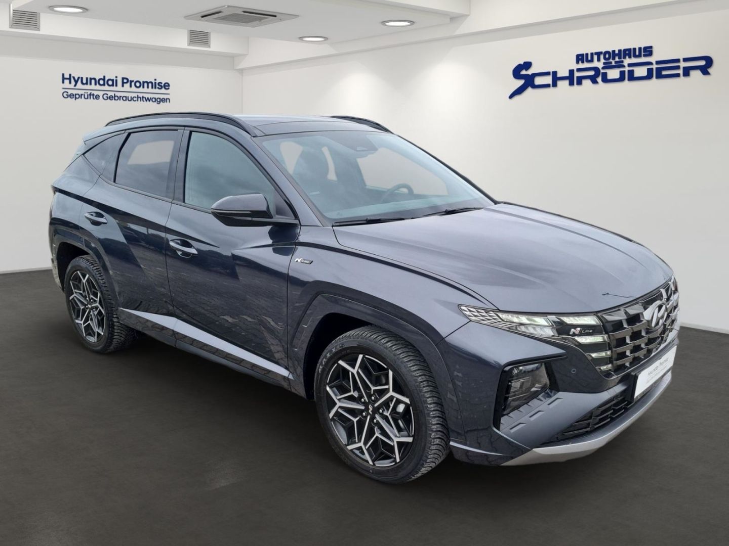 Fahrzeugabbildung Hyundai Tucson Line Hybrid 1.6 T-GDi 230PS 6-AT 2WD N LI