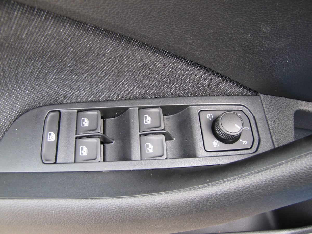 Fahrzeugabbildung SKODA Scala Sondermodell Tour 1.0 TSI 7-Gang DSG