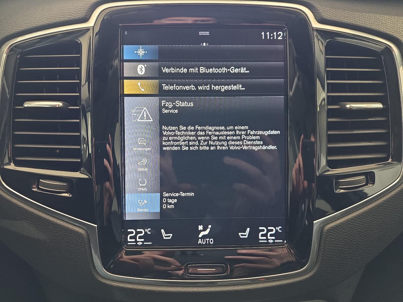 Volvo XC90 D5 Momentum AWD AHK Pano FourC 360° WinterP