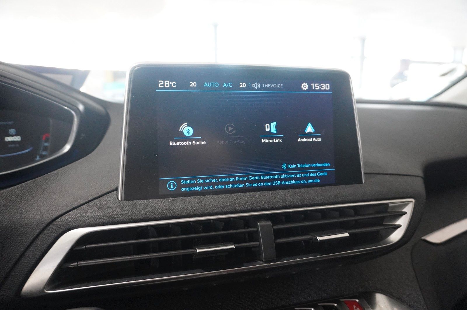 Fahrzeugabbildung Peugeot 5008 1.6D ALLURE 7-SITZER NAVI/KAMERA/SHZ/SPORT