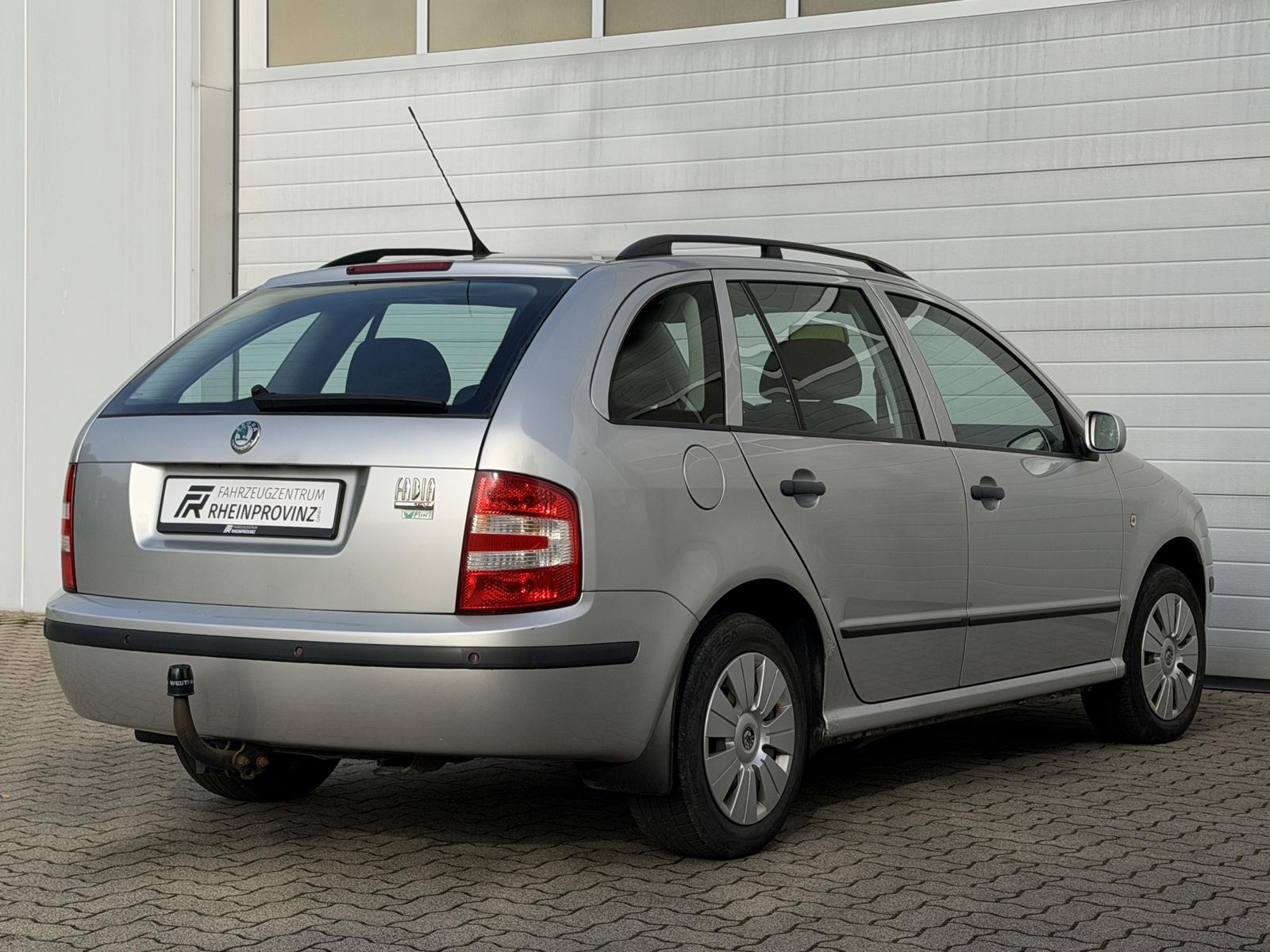 Skoda Fabia 2007 — interior