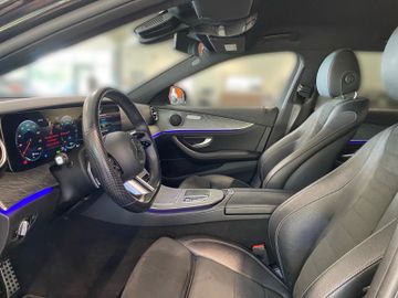 Mercedes E 300 - 7