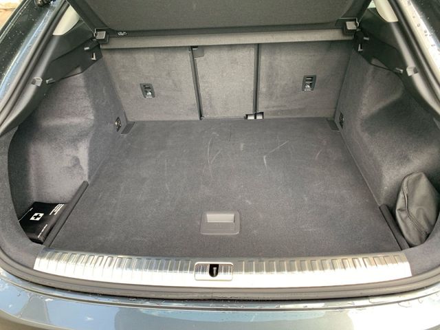 Q3 Sportback 35 TDI S-LINE  +LED+KAMERA+SITZHZG+