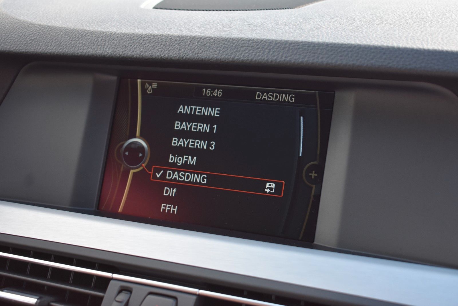 Fahrzeugabbildung BMW 520i Limo Autom. Navi Leder Xenon AHK GSD
