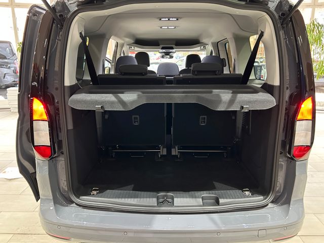 Ford Grand Tourneo Connect PHEV Titanium