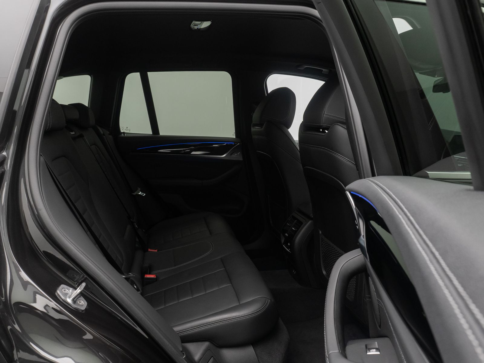 Fahrzeugabbildung BMW X3 xD20i LuxuryLine HUD Kamera Alarm HiFi 21Zoll