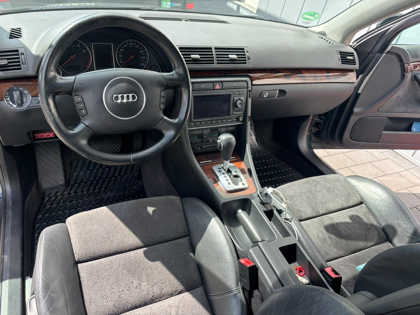 Audi A4 2004 — engine 131 HP (96kW)