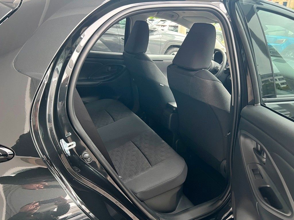 Fahrzeugabbildung Toyota Yaris Hybrid Teamplayer Comforpaket