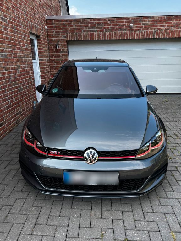 Image of Volkswagen Golf