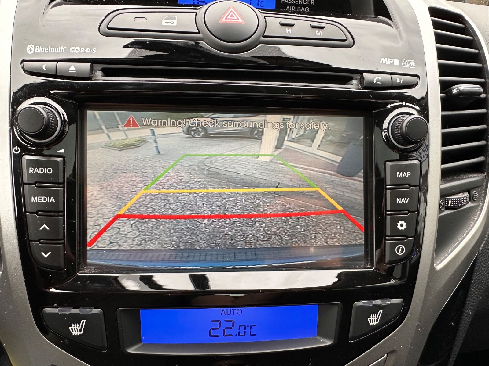 Fahrzeugabbildung Hyundai ix20 blue Passion 1.4 Pano/Kamera/Navi/SHZ/GRA