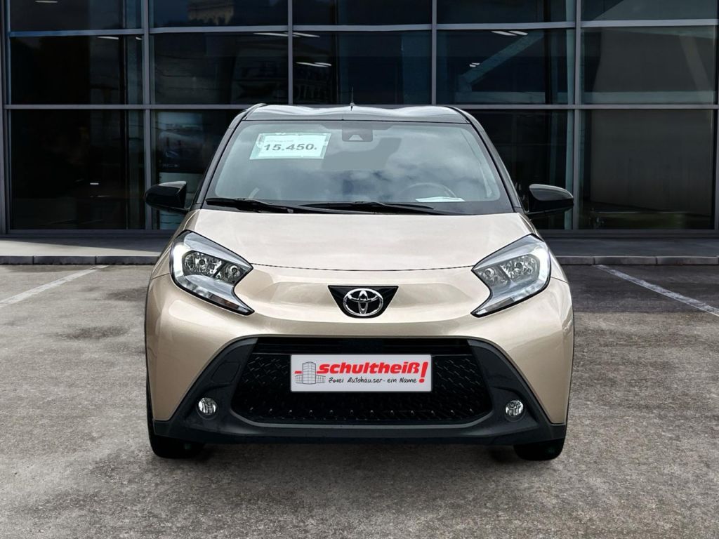 Fahrzeugabbildung Toyota Aygo X Pulse