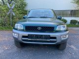 Toyota RAV 4 - - Toyota RAV 4 aus 1998