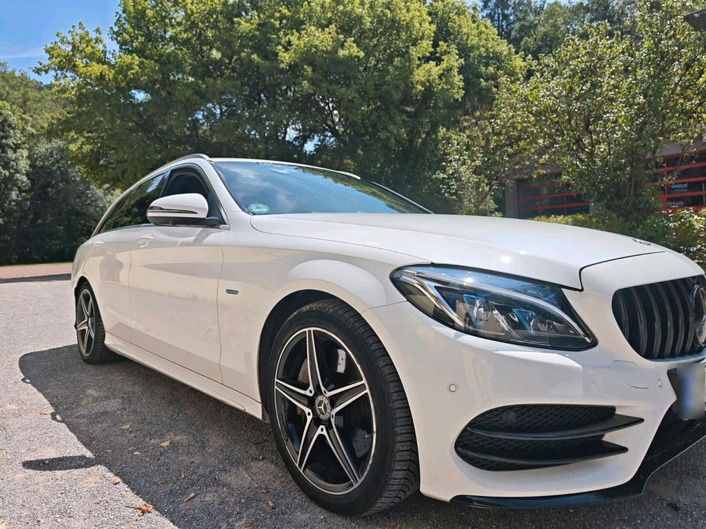 Image of Mercedes-Benz C 220
