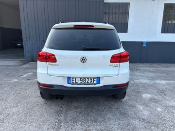 Volkswagen Tiguan - 6