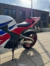 Honda CBR 600 RR PC-40  - HONDA CBR