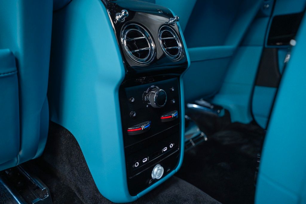 Cullinan 2026 MANSORY GREY/TIFFANY ON STOCK! - Bild 30