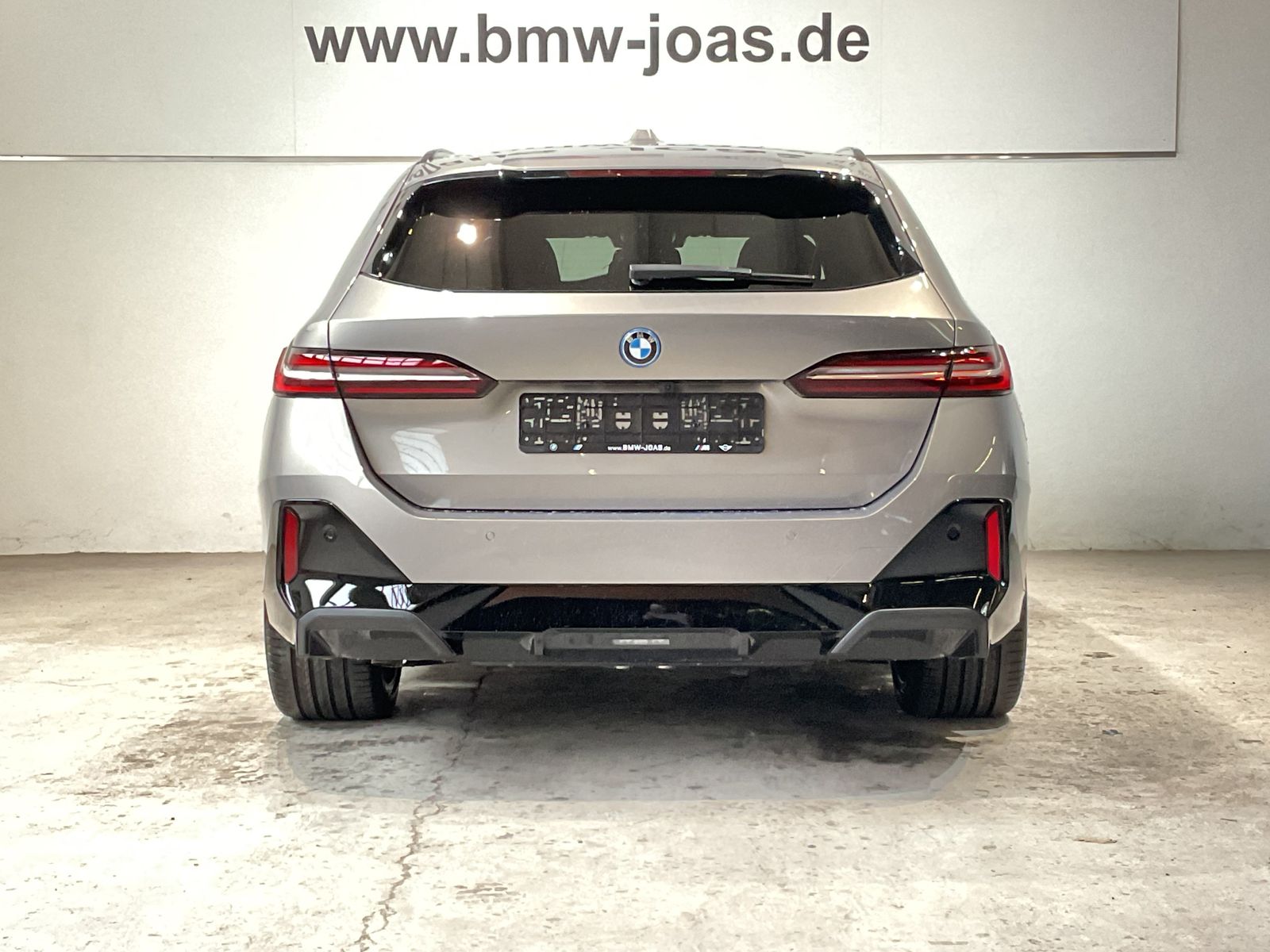 Fahrzeugabbildung BMW 530e iPerformance 20" LMR, Komfortzugang, AHK