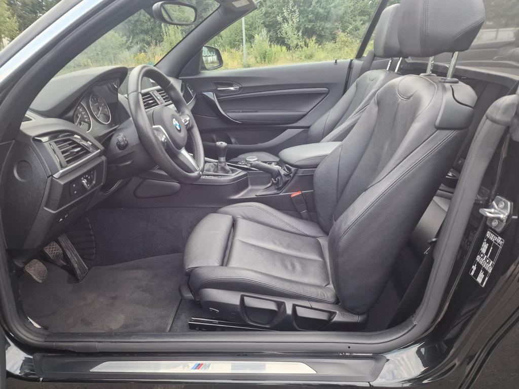 BMW 220