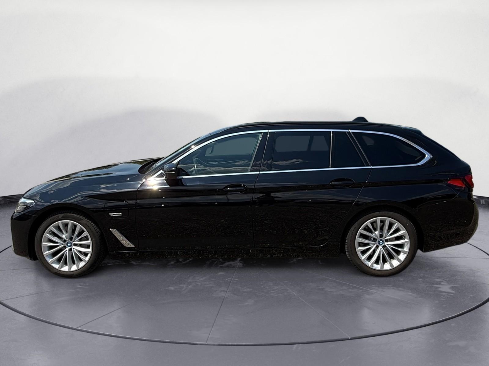 BMW 530 e Touring Luxury Line Aktive Geschw. Sitzbelü, миниатюра 2