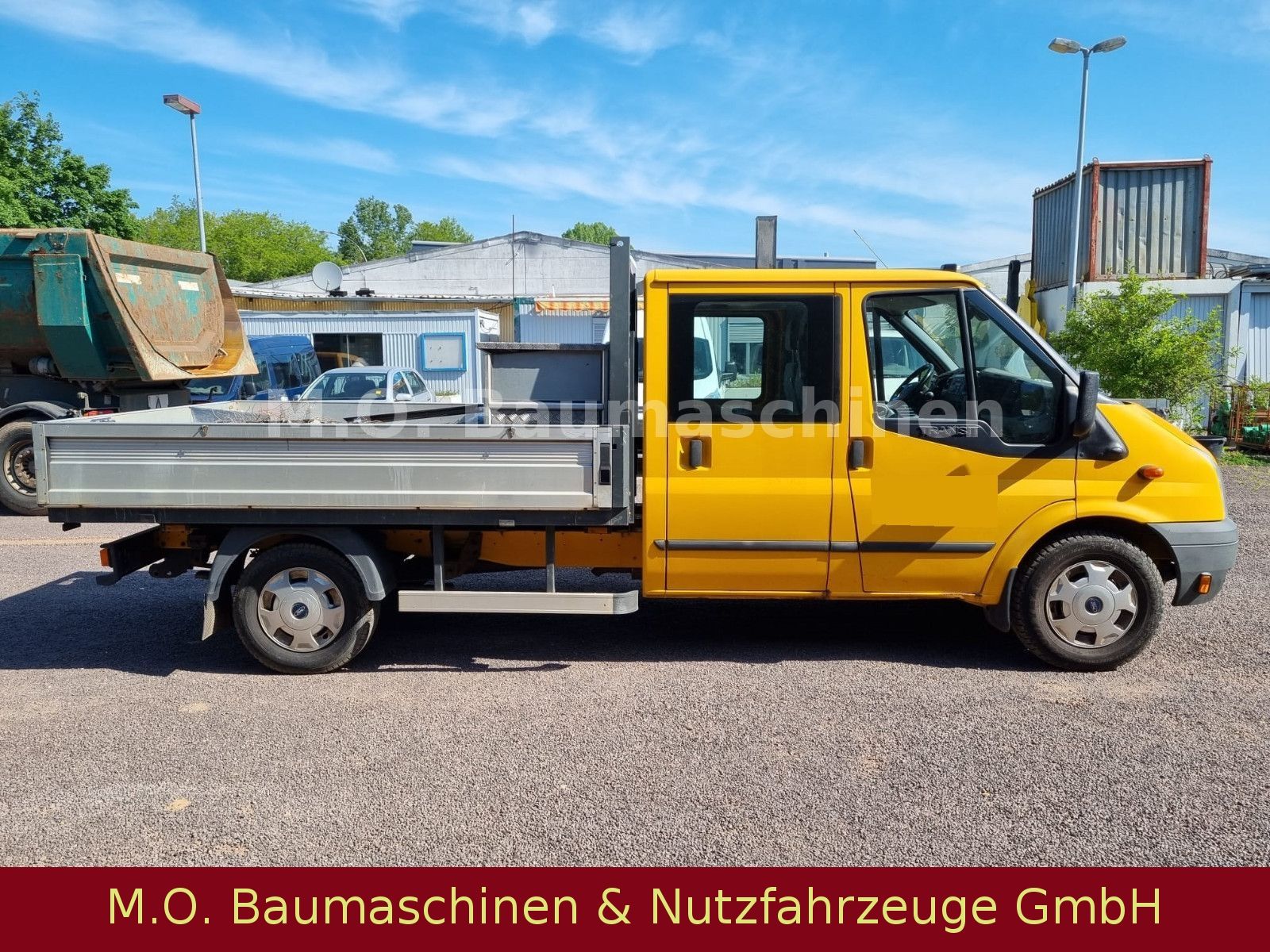 Fahrzeugabbildung Ford Transit 125 T 350 / Doka Pritsche / Euro 5 /3,5t