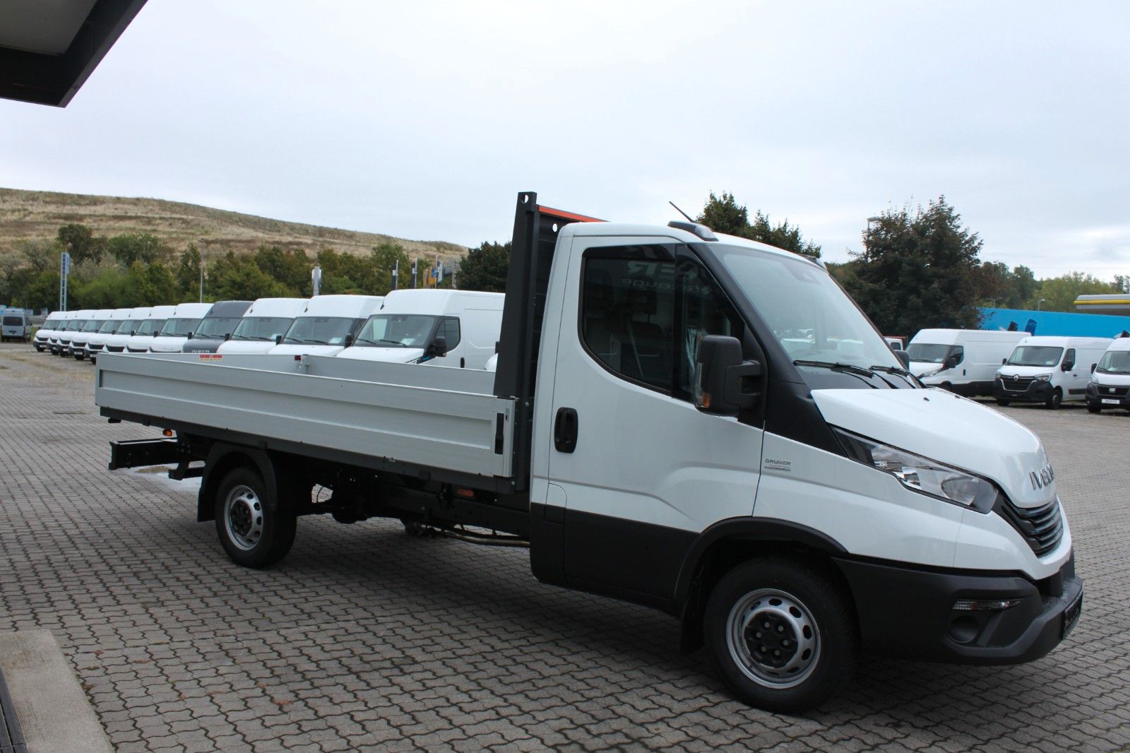 Fahrzeugabbildung Iveco Daily 35S14BA8