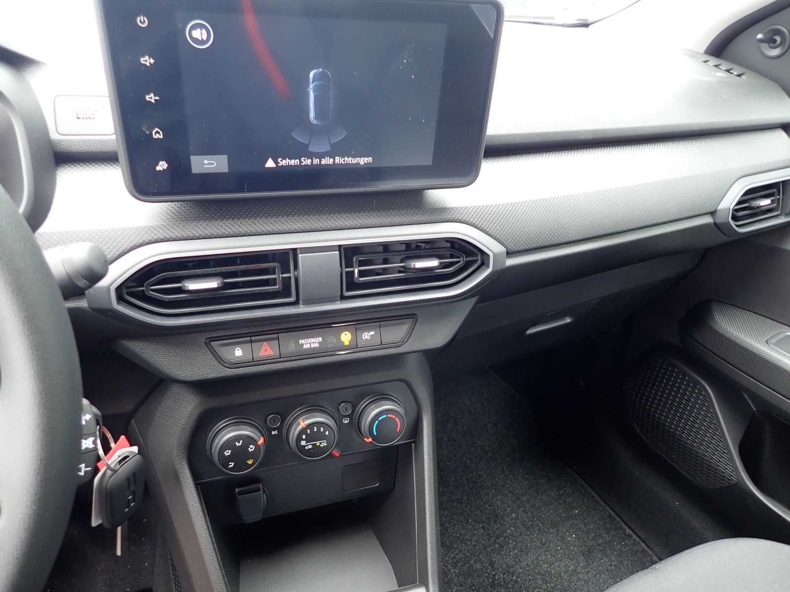 Fahrzeugabbildung Dacia Sandero Essential SCe 65