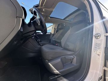 Volkswagen Tiguan - 10