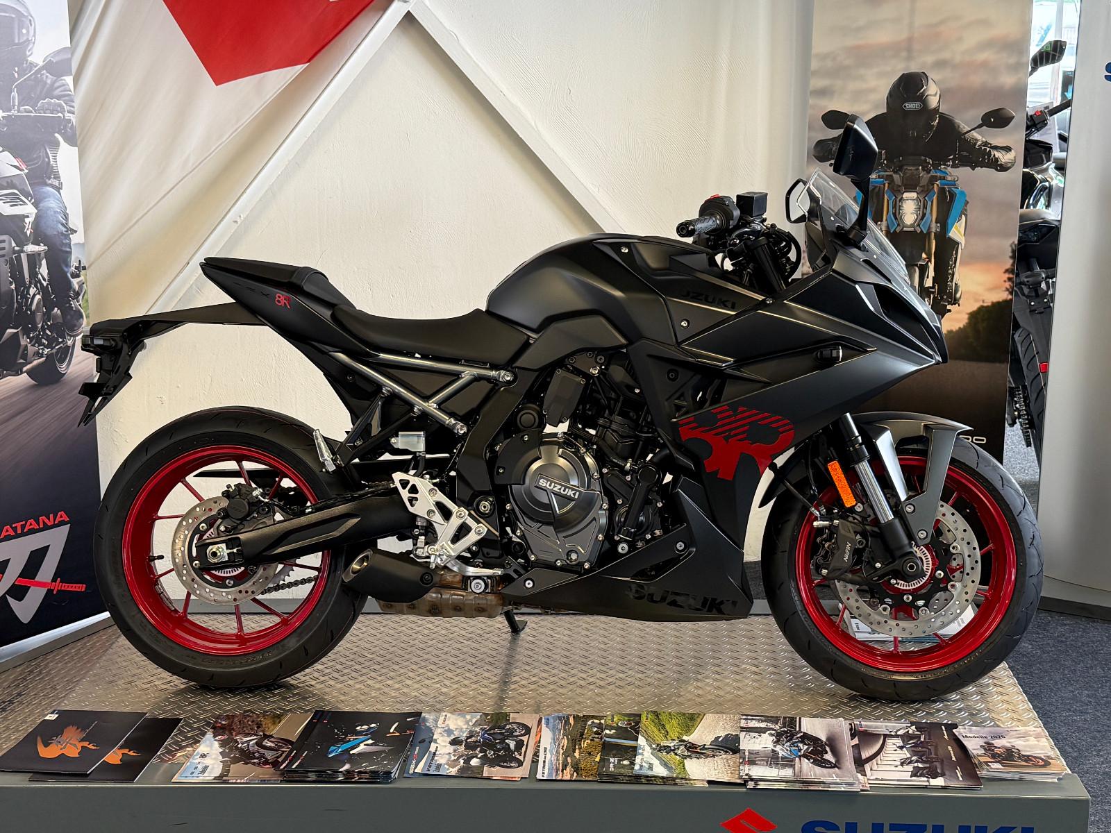 Suzuki GSX8-R    GSX 8-R  Mod. 2026
