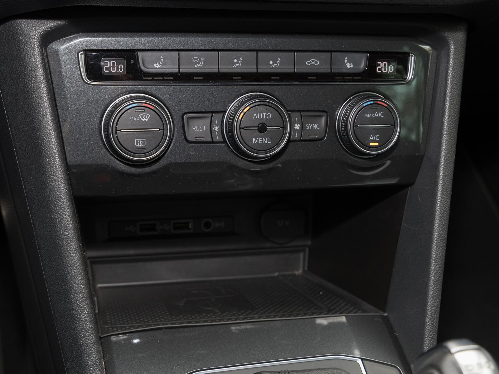 Volkswagen Tiguan 2.0 TDI DSG 4Motion HIGHLINE R-LINE NAVI 