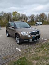 Skoda Yeti 1.8 TSI 4x4 Ambition Panorama Autoradio - Skoda Yeti: Allradantrieb, 1.8