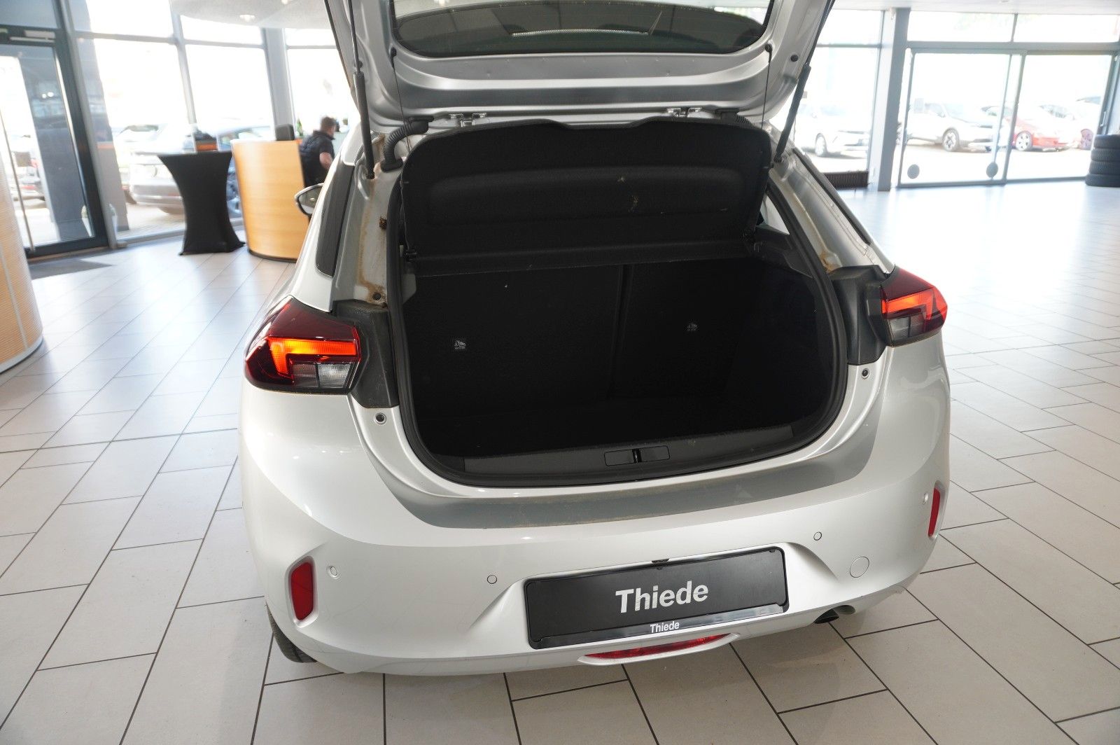 Fahrzeugabbildung Opel Corsa F 1.2 FACELIFT NAVI/LED/KAMERA/VIRTU./SHZ