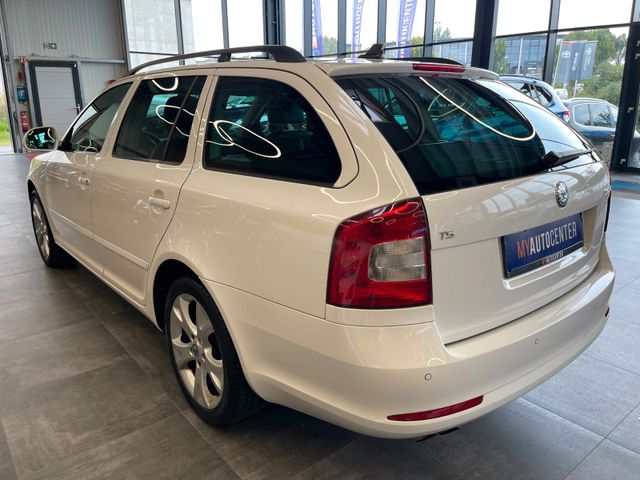 Skoda Octavia Combi Elegance DSG *NAVI*XENON*PDC*