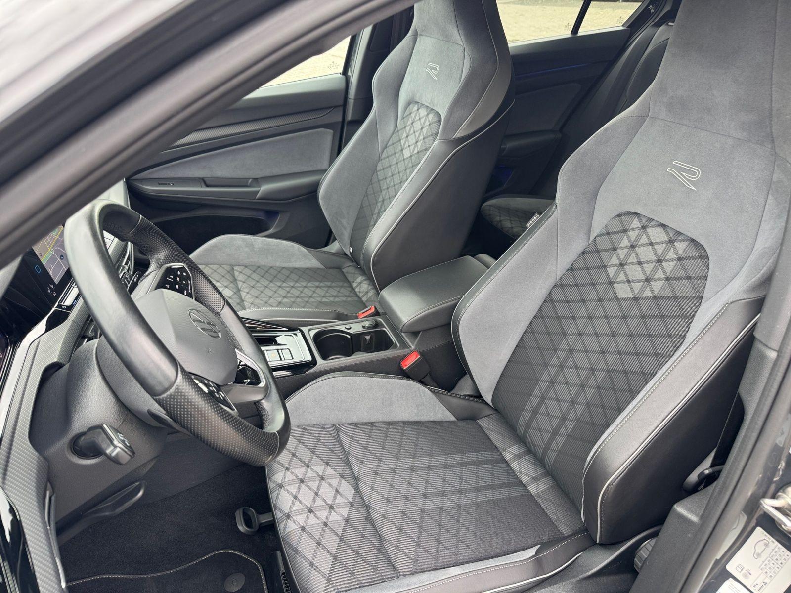 Volkswagen Golf VIII R-Line 1.5 eTSI DSG, ACC/NAVI/LED/17"/, миниатюра 16