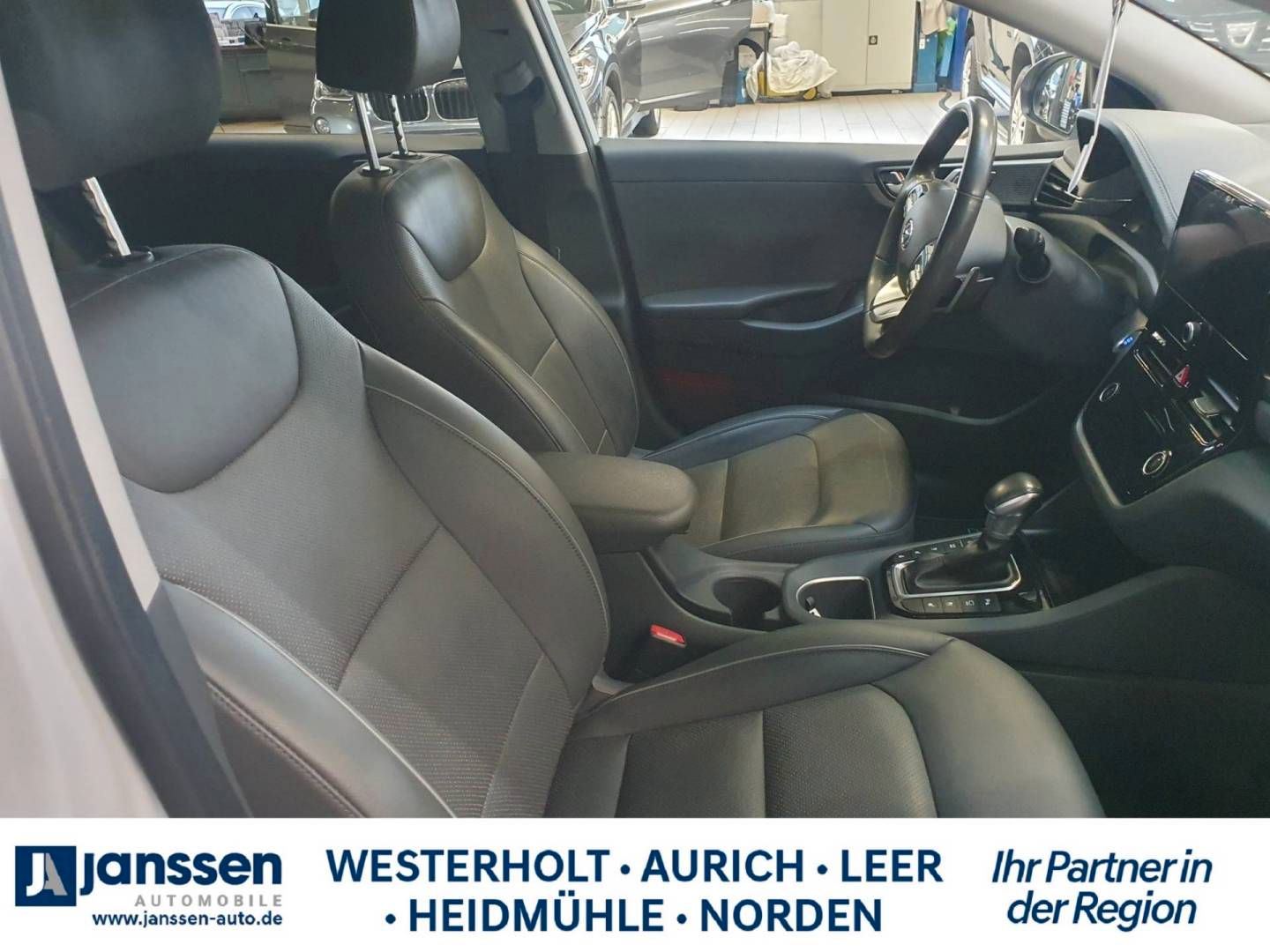 Fahrzeugabbildung Hyundai IONIQ Facelift Hybrid PREMIUM-Paket, Glasschiebe