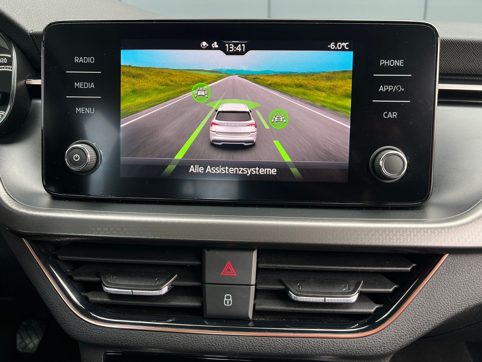 Fahrzeugabbildung SKODA Kamiq Style 1.0 TSI *Klima , Sitzheizung, LM-Fel