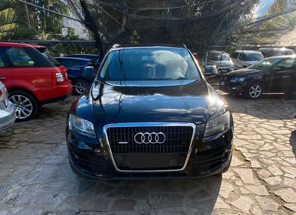 Audi Audi Q5 3.2 V6 FSI quattro S tronic Adv. Plus