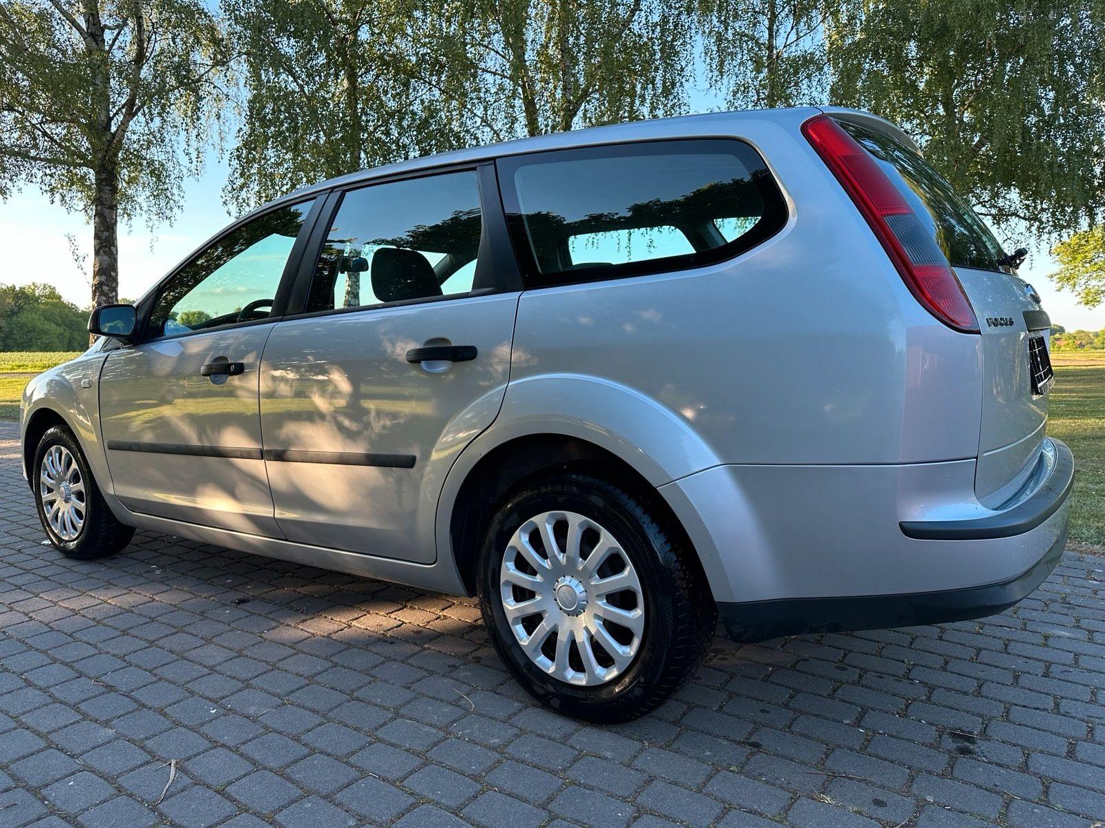 Ford Focus 2006 — photo 5
