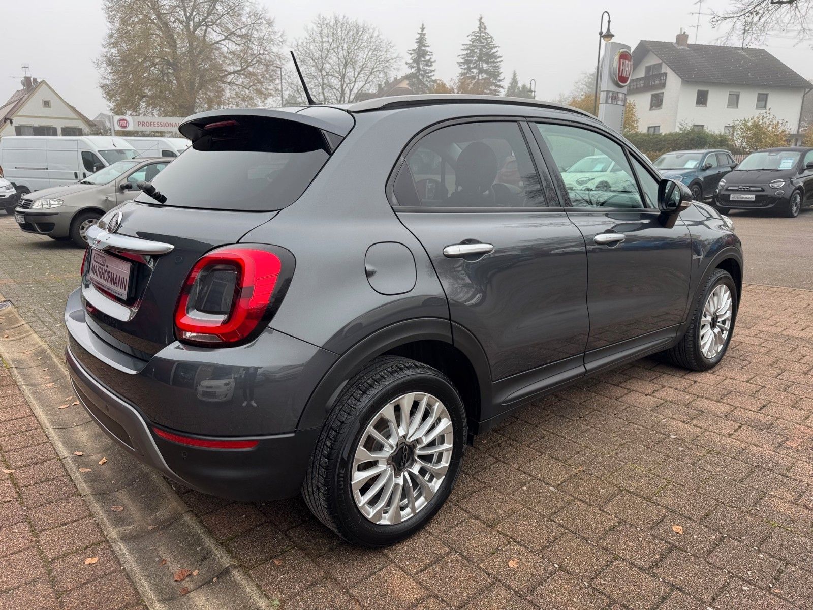 Fahrzeugabbildung Fiat 500X 1,0 Cross FireFly 120 PS KAMERA NAVI KLIMA