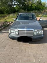 Mercedes-Benz E 320 E 320 - gebrauchte Mercedes-Benz E 320 aus dem Jahr 1993