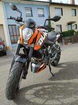 KTM 200 Duke - NAKED BIKE VON 126 BIS 250 CCM
