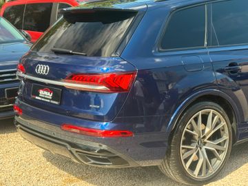 Audi Q7 - 10
