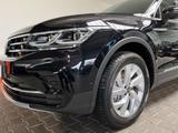 Volkswagen Tiguan ELEGANCE 2.0 TDI 4M DSG NAVI LED AHK ACC - Volkswagen Tiguan mit Diesel-Antrieb: Automatik