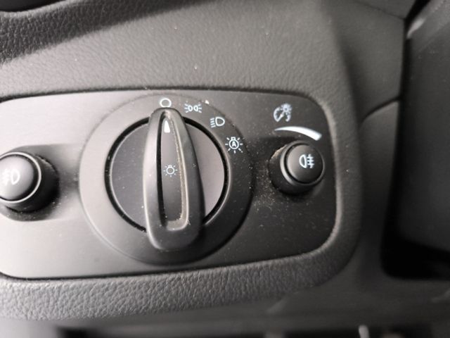 Fahrzeugabbildung Ford Kuga 1.5 EcoBoost ST-Line NAVI WINTERPAKET FRONT
